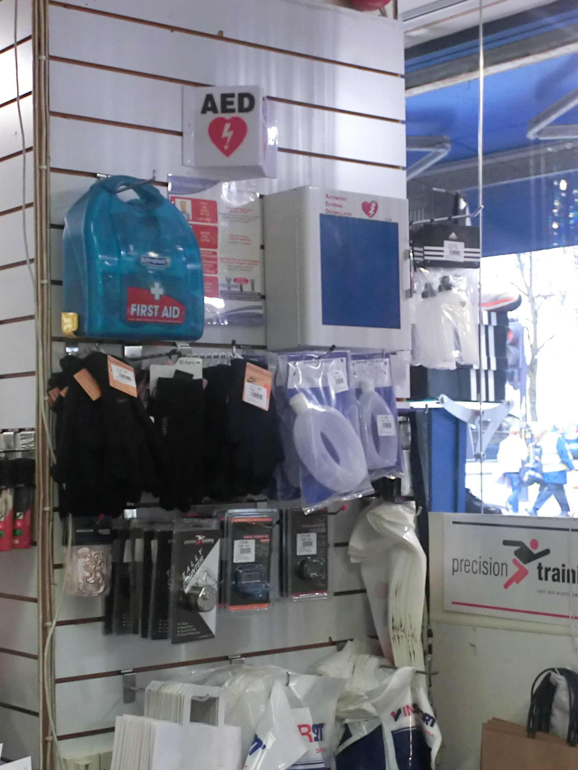 defibrillatori ovunque